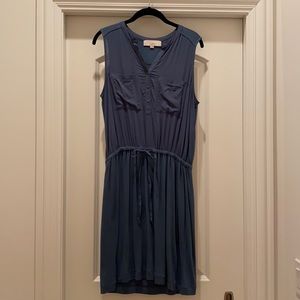Casual T-shirt dress with tie waist